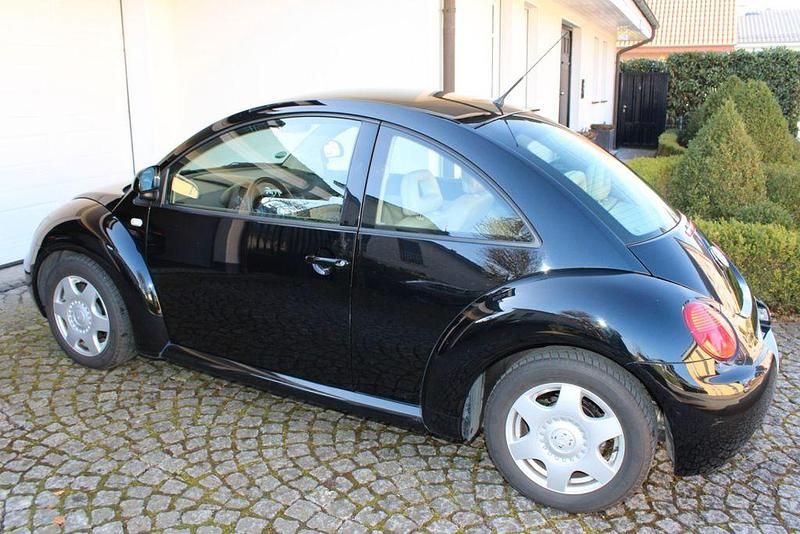 Gebraucht VW New Beetle 116 PS (85 kW) 1999 Schwarz Kleinwagen