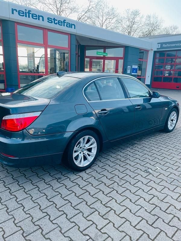 Używany BMW 530 272 KM (200 kW) 2008 Szary Sedan/Limuzyna