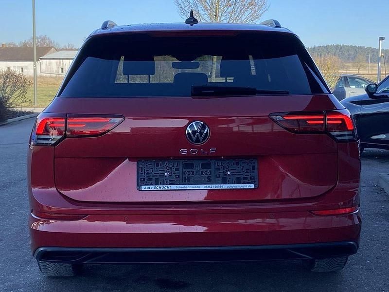 Gebraucht VW Golf VIII Active 116 PS (85 kW) 2021 Rot Kombi