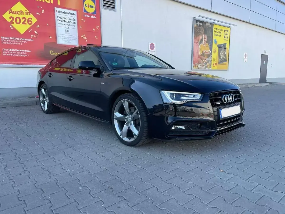 Gebraucht Audi A5 Sportback Comfort 190 PS (139 kW) 2016 Schwarz Kleinwagen