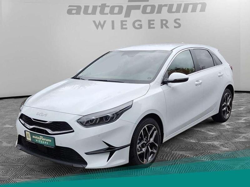 Neu Kia Ceed 140 PS (102 kW) 2025 (wd) casa white s Kleinwagen