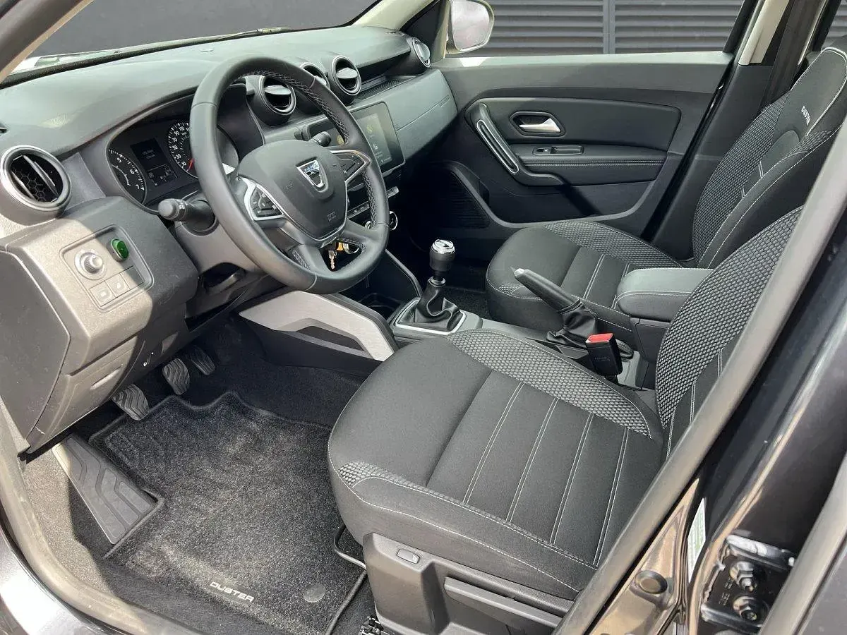 Gebraucht Dacia Duster Prestige 101 PS (74 kW) 2022 Kometengrau SUV