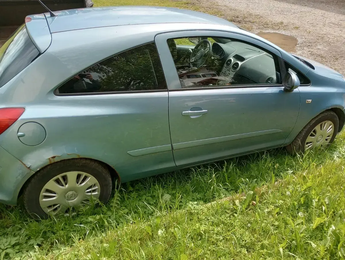 Gebraucht Opel Corsa 80 PS (58 kW) 2007 Blau Kleinwagen