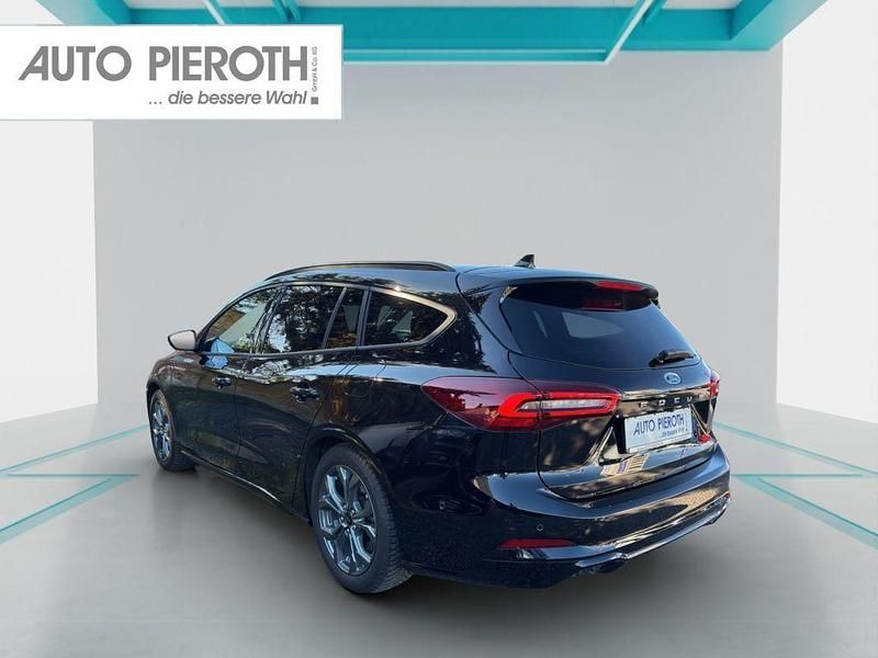 Gebraucht Ford Focus ST-Line X 155 PS (114 kW) 2025 Schwarz Limousine