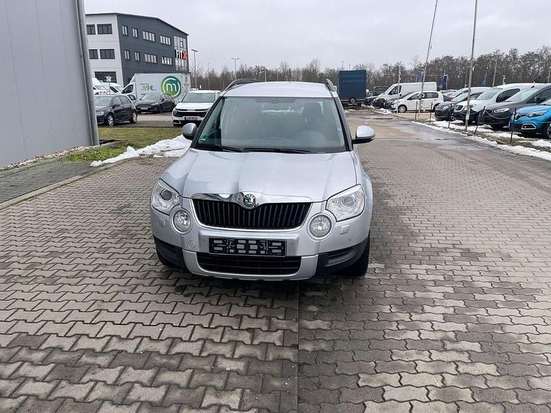 Gebraucht Skoda Yeti 140 PS (102 kW) 2011 Silber SUV