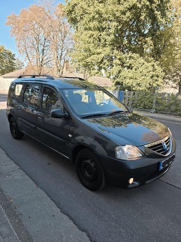 Schwarz Gebraucht 2008 Dacia Logan Limousine | 1.599 € (Guter Preis) - Bild 1/4