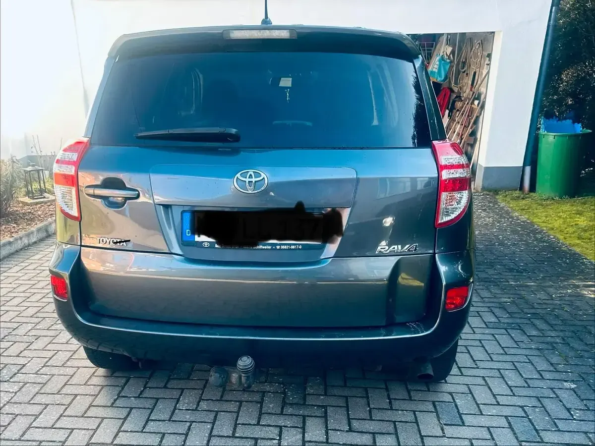 Gebraucht Toyota RAV4 180 PS (132 kW) 2012 Grau SUV