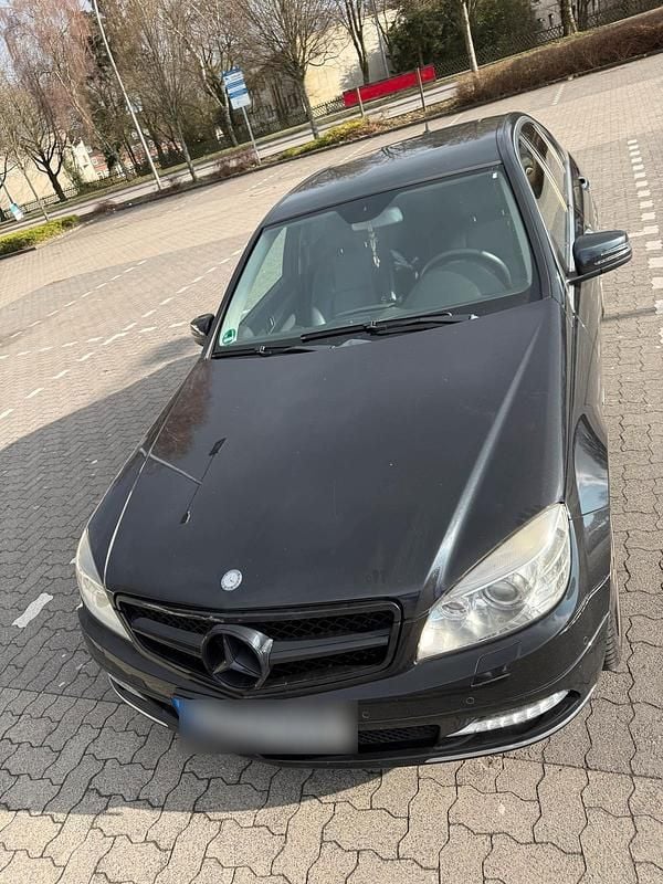 Gebraucht Mercedes C250 204 PS (150 kW) 2011 Schwarz Limousine
