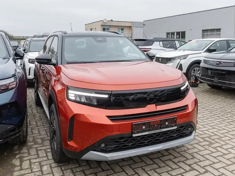 Nowe Opel Frontera 145 KM (106 kW) 2026 Pomarańczowy SUV