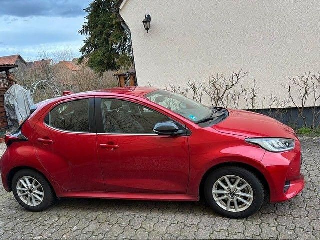 Gebraucht Mazda 2 116 PS (85 kW) 2023 Rot Kleinwagen