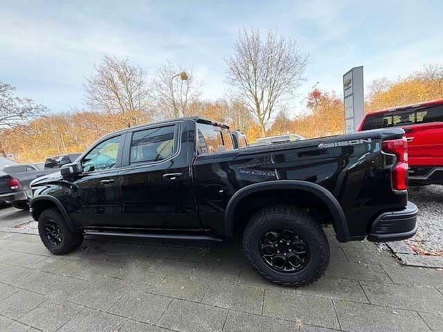 Neu Chevrolet Silverado 309 PS (227 kW) 2025 Schwarz SUV