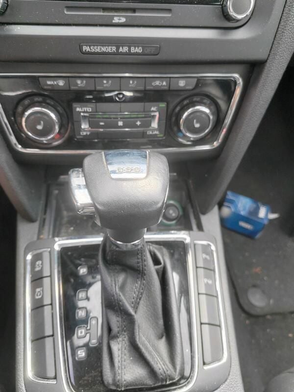Rot Gebraucht 2010 Skoda Superb Limousine | 4.500 € - Bild 1/4