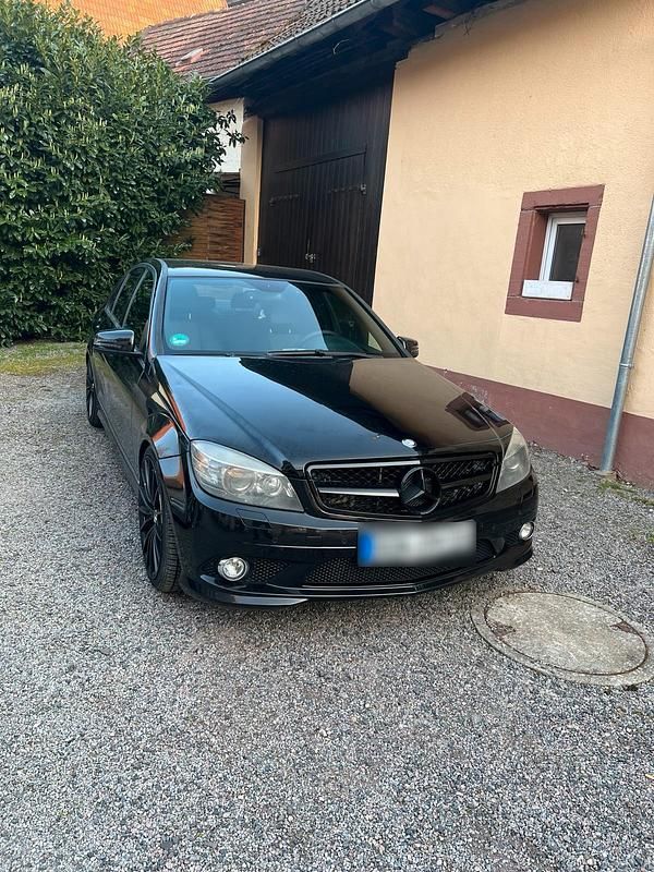 Gebraucht Mercedes C350 231 PS (169 kW) 2010 Schwarz Limousine