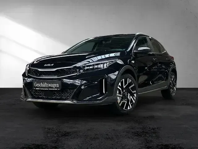 Gebraucht Kia XCeed Comfort 140 PS (102 kW) 2025 Schwarz (zilinaschwarz) SUV