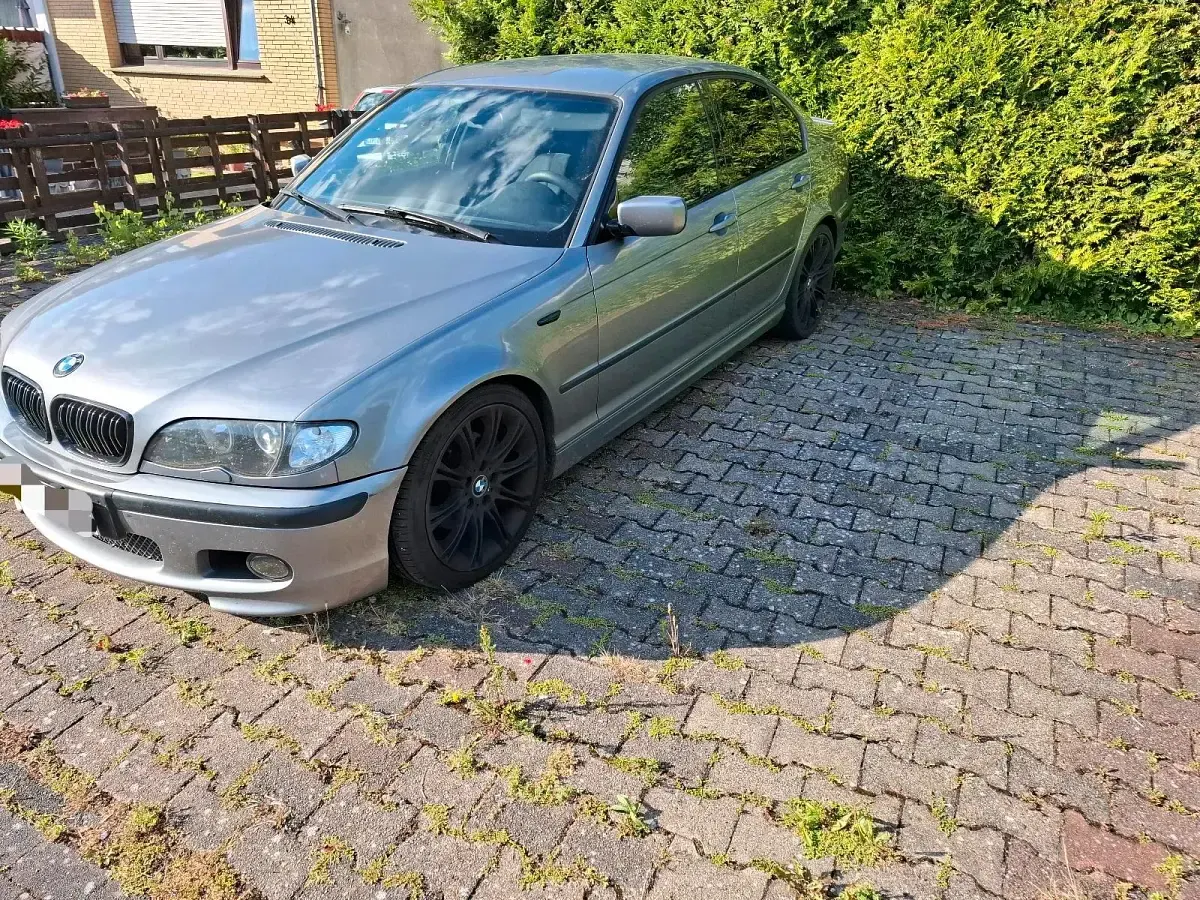 Gebraucht BMW 320 M Sport 150 PS (110 kW) 2004 Grau Limousine