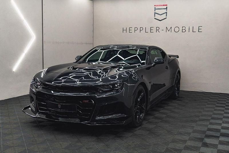 Schwarz Gebraucht 2024 Chevrolet Camaro LT Coupé | 39.999 € (Fairer Preis) - Bild 1/4