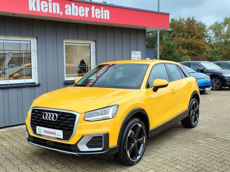 Gelb Gebraucht 2016 Audi Q2 Design SUV | 17.950 € (Etwas zu teuer) - Bild 1/4