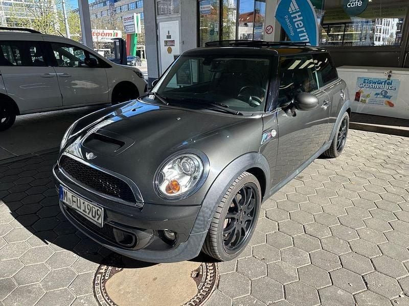 Usado Mini Cooper S 150 HP (110 kW) 2011 Cinzento Citadino