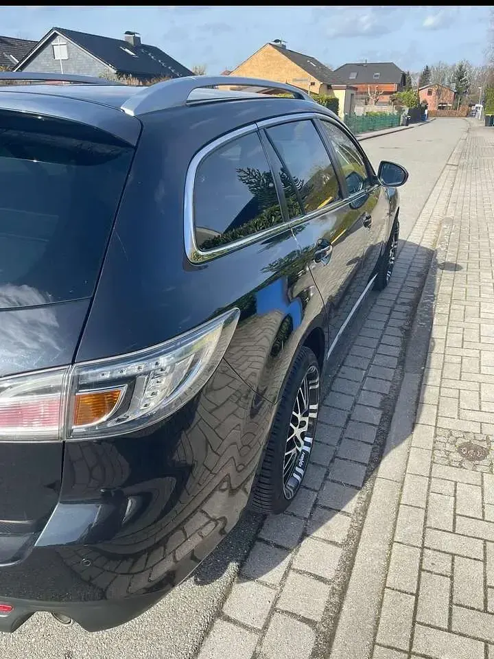 Gebraucht Mazda 6 Inclusive 143 PS (105 kW) 2011 Schwarz Kombi