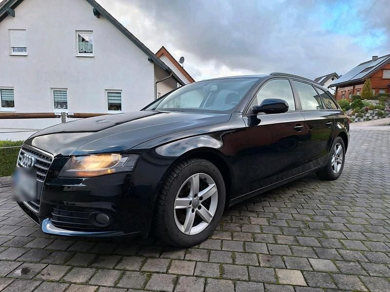 Gebraucht Audi A4 143 PS (105 kW) 2010 Schwarz Kombi