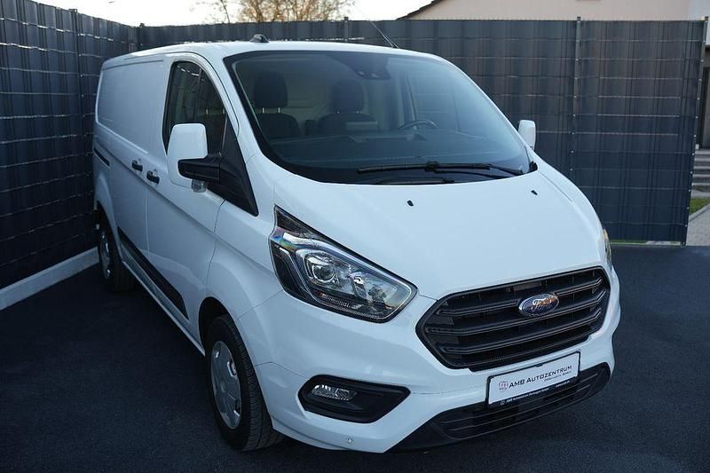 Gebraucht Ford Transit Custom 131 PS (96 kW) 2021 Weiß Van / Kleinbus