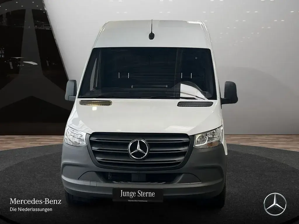 Używany Mercedes Sprinter 150 KM (110 kW) 2024 Biały Van