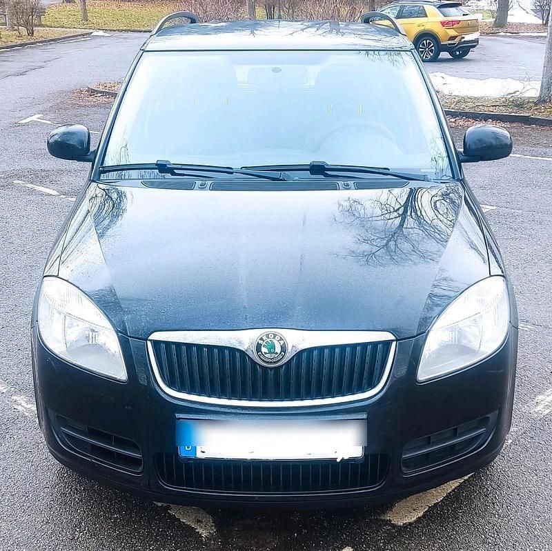 Schwarz Gebraucht 2008 Skoda Fabia Kombi | 1.200 € (Superpreis) - Bild 1/4