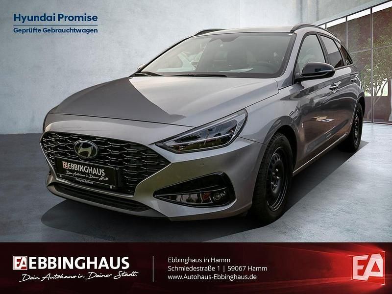 Silber Gebraucht 2024 Hyundai i30 Advantage Kombi | 22.999 € (Fairer Preis) - Bild 1/4