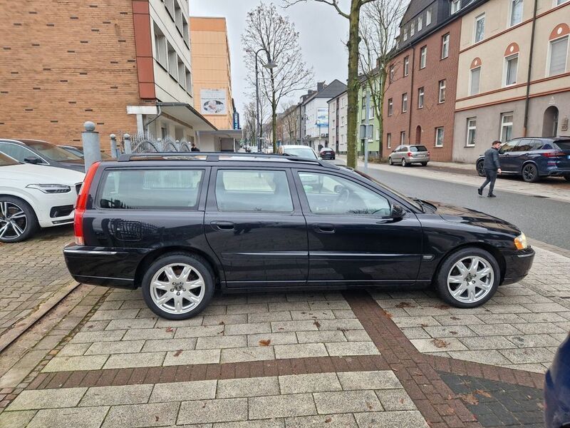 Gebraucht Volvo V70 Summum 140 PS (102 kW) 2005 Schwarz Kombi