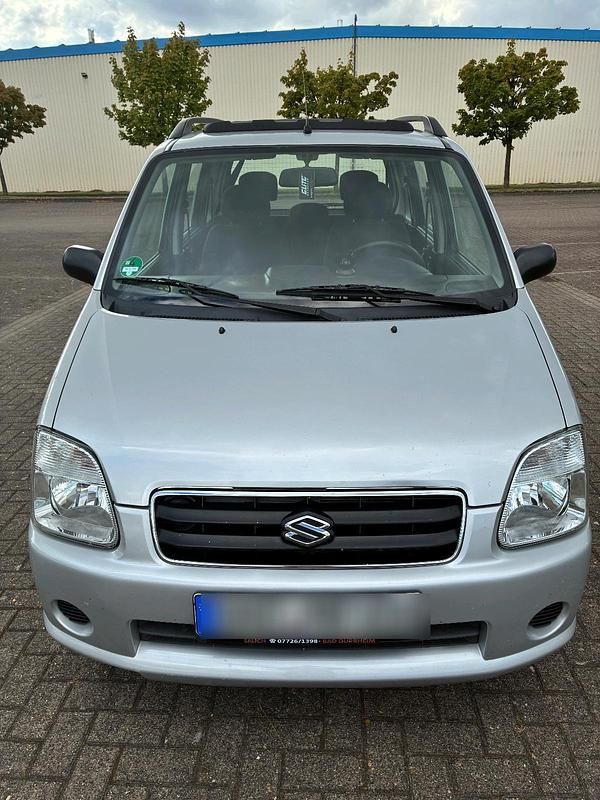 Silber Gebraucht 2004 Suzuki Wagon R Kleinwagen | 2.950 € - Bild 1/4