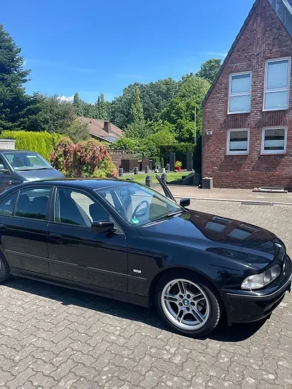 Gebraucht BMW 520 Performance 150 PS (110 kW) 2000 Schwarz Limousine