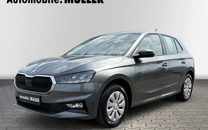 Neu Skoda Fabia Essence 95 PS (69 kW) 2026 Grau Kleinwagen