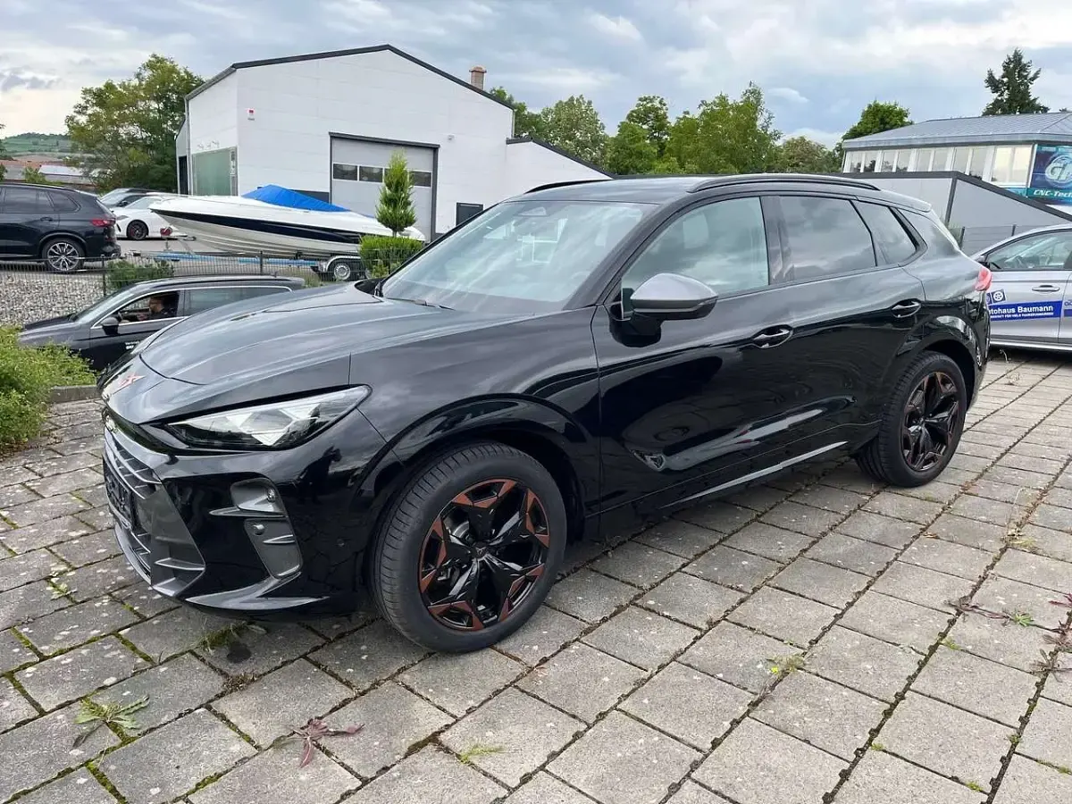 Neu Cupra Terramar 150 PS (110 kW) 2025 Mythosschwarz SUV