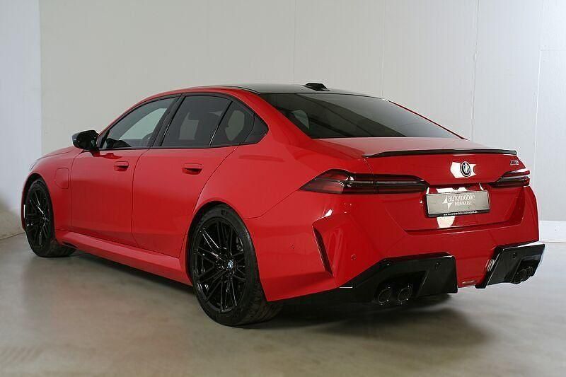 Gebraucht BMW M5 Performance 727 PS (534 kW) 2025 Rosso corsa Limousine