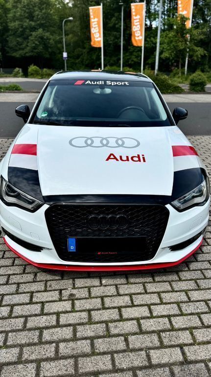 Weiß Gebraucht 2014 Audi A3 Sport Limousine | 7.500 € (Etwas zu teuer) - Bild 1/4