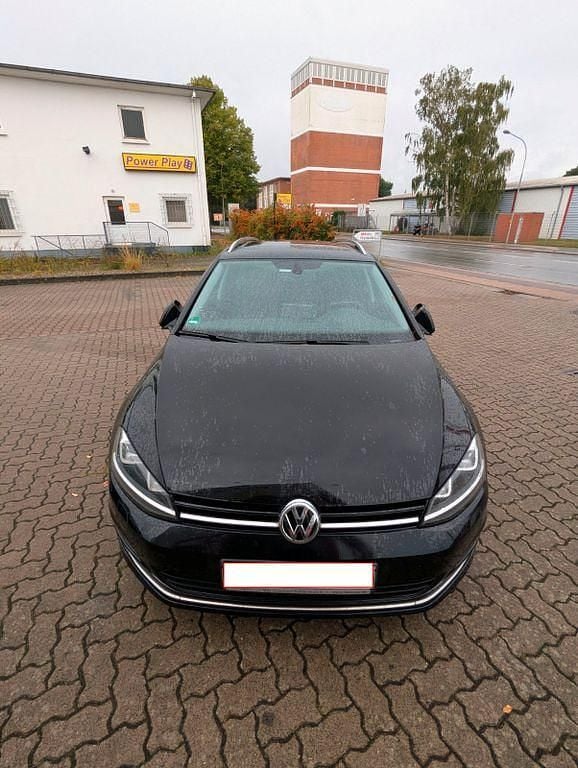Schwarz Gebraucht 2015 VW Golf VII Highline Kombi | 8.500 € (Superpreis) - Bild 1/4
