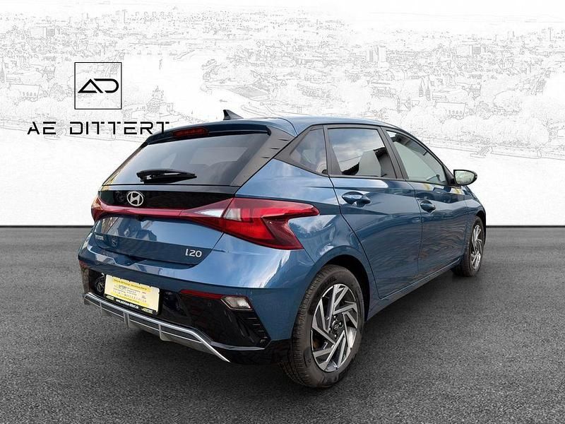 Gebraucht Hyundai i20 Trend 101 PS (74 kW) 2025 Blau Kleinwagen