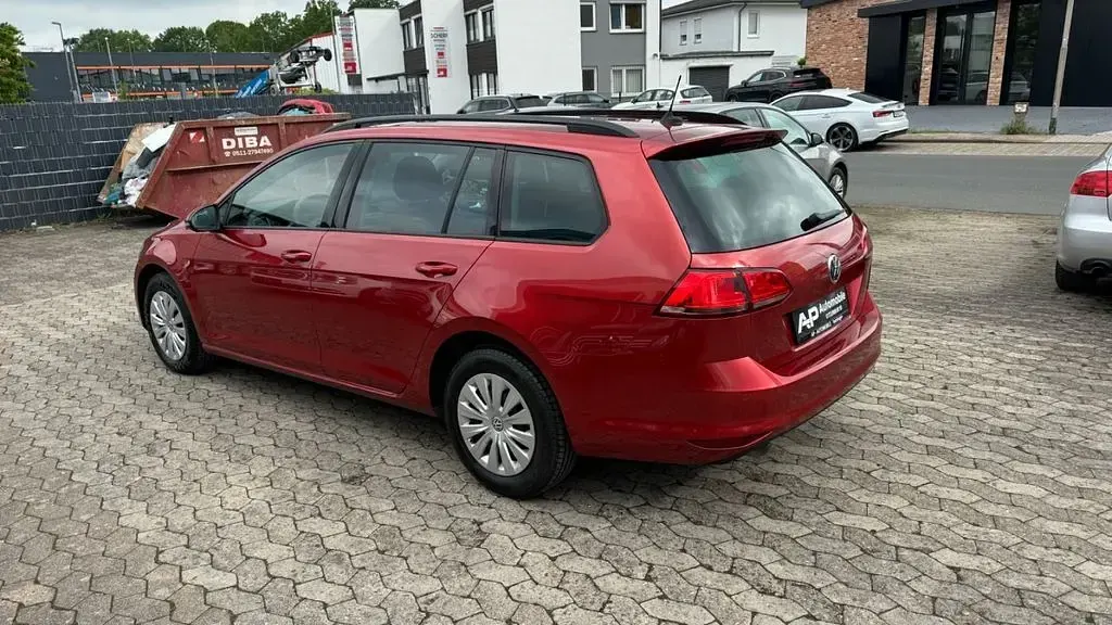 Gebraucht VW Golf VII 110 PS (80 kW) 2015 Rot Kombi