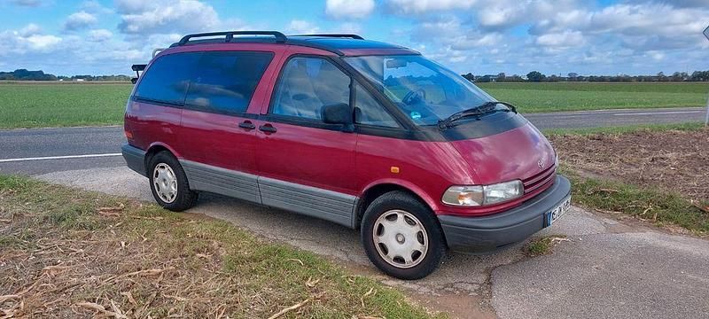 Rot Gebraucht 1991 Toyota Previa Van / Kleinbus | 2.400 € - Bild 1/4