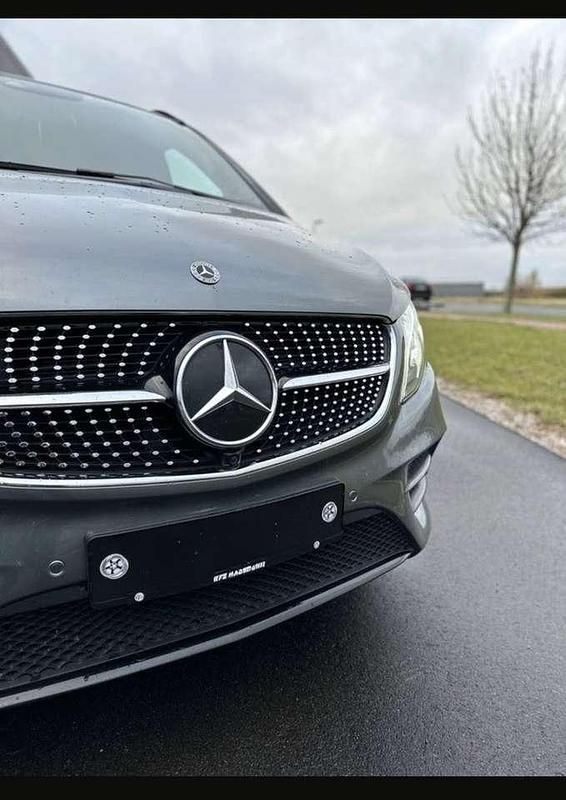Gebraucht Mercedes E250 Edition 190 PS (139 kW) 2021 Grau Kombi