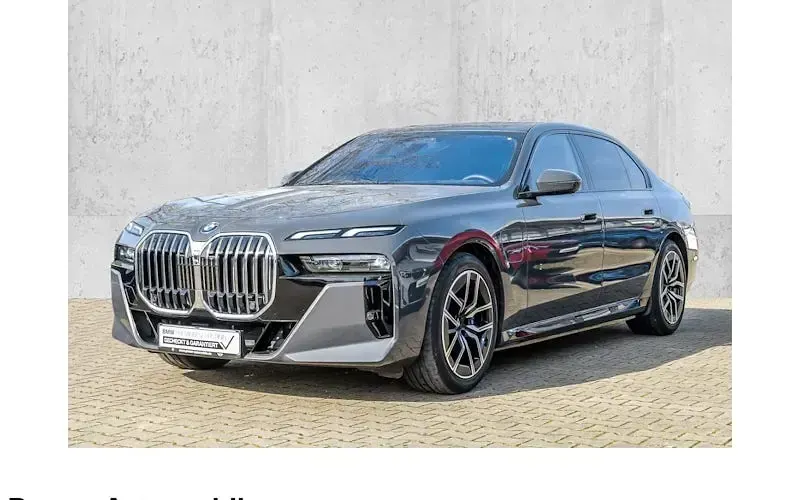 Używany BMW 750e M Sport 489 KM (359 kW) 2024 Sedan/Limuzyna