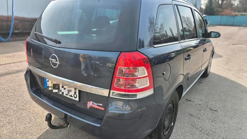 Gebraucht Opel Zafira 140 PS (102 kW) 2009 Grau Van / Kleinbus