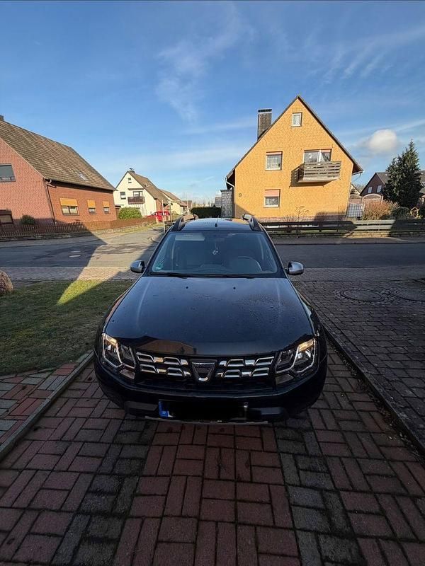 Gebraucht Dacia Duster Prestige 125 PS (91 kW) 2017 Schwarz SUV