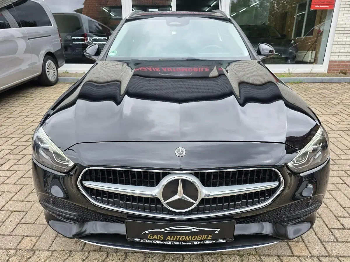 Gebraucht Mercedes C220 Avantgarde 200 PS (147 kW) 2021 Schwarz Kombi