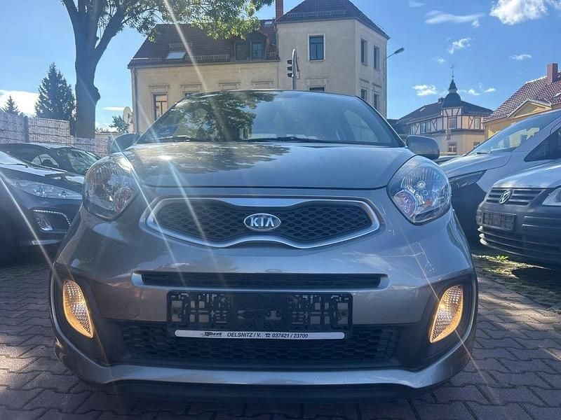 Grau Gebraucht 2011 Kia Picanto 2 Kleinwagen | 2.200 € (Guter Preis) - Bild 1/4
