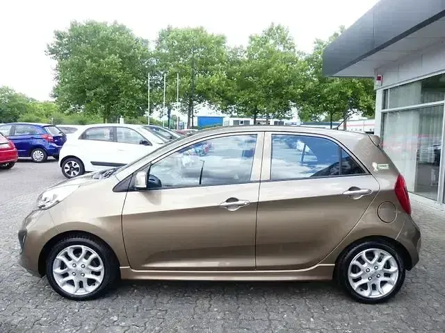Gebraucht Kia Picanto FIFA World Cup Edition 86 PS (63 kW) 2013 Braun Kleinwagen
