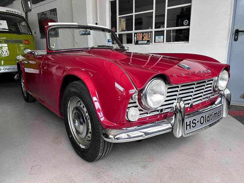 Gebraucht Triumph TR4 101 PS (74 kW) 1965 Carmin red 82 Cabrio