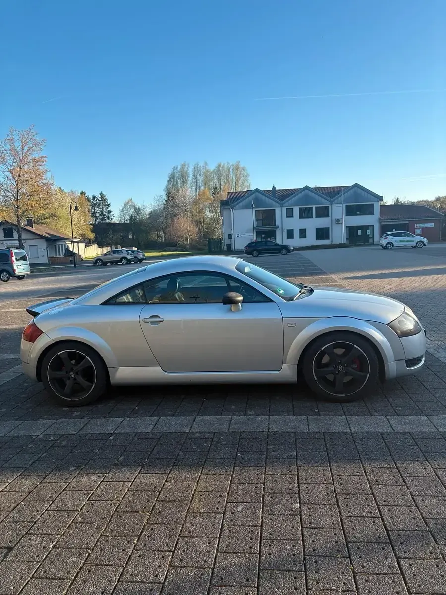 Gebraucht Audi TT 180 PS (132 kW) 2000 Silber Coupé