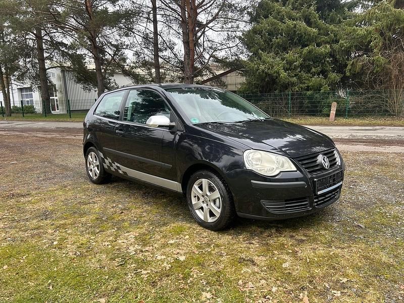 Gebraucht VW Polo 60 PS (44 kW) 2005 Schwarz Kleinwagen