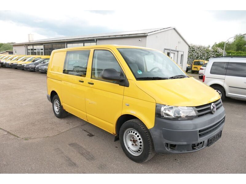 Gebraucht VW T5 84 PS (61 kW) 2012 Ginstergelb r1032 Van